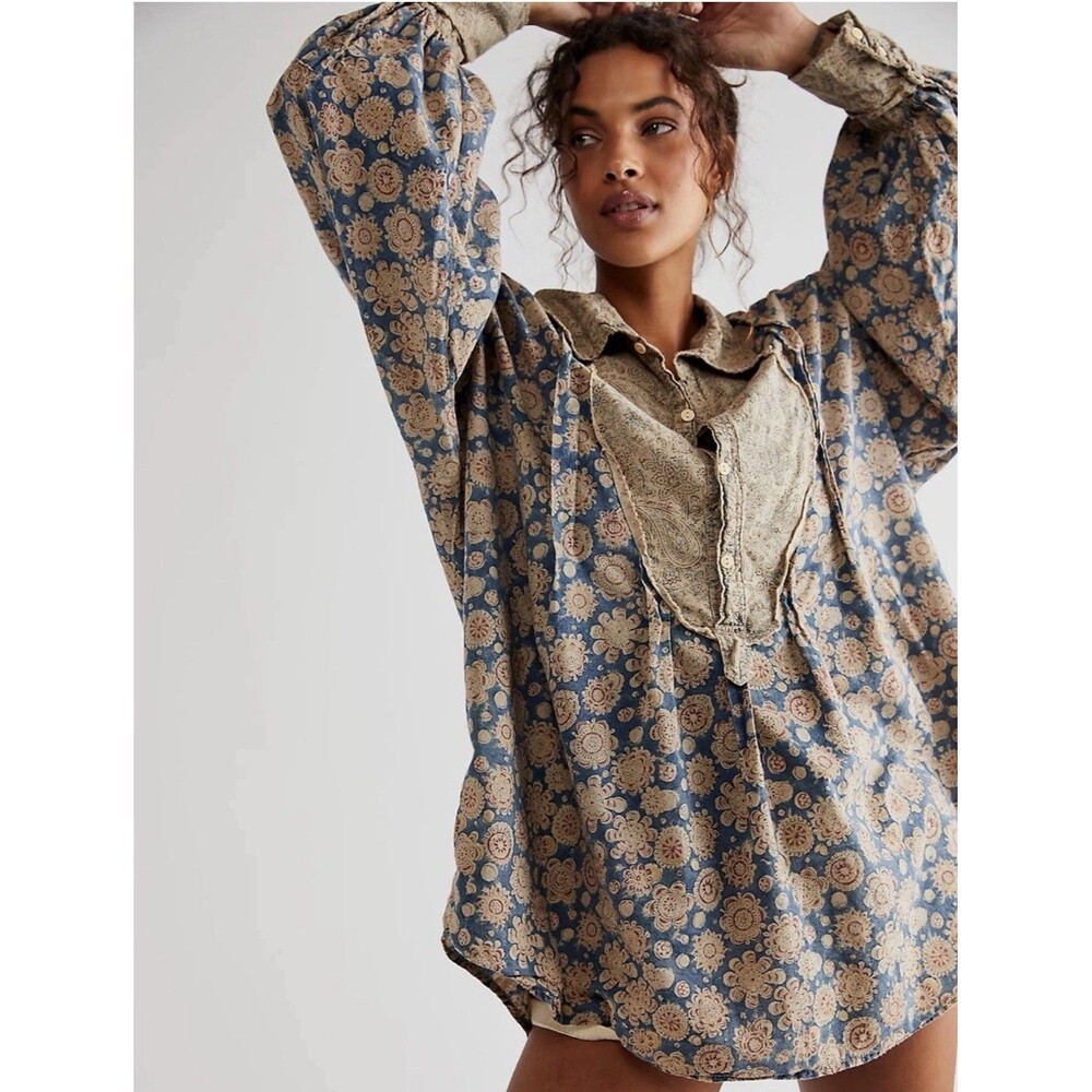 Magnolia Pearl Blockprint Tora Shirt Rourke All Over Blue Floral Bib Front OS